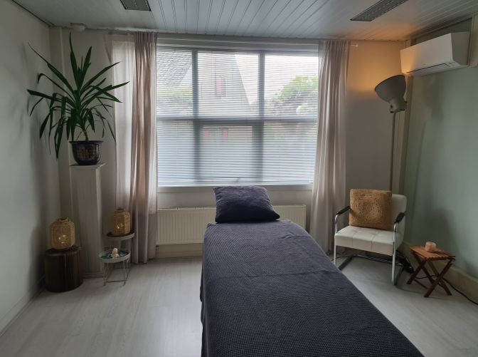 Behandelruimte nummer 2 bij Double Balanced in Huizen.